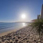 Cozy 1 Bedroom With A Seaview, Ac, Pool And Parking Antibes