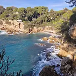 Apartment Cozy 1 Bedroom With A Seaview, Ac, Pool And Parking *